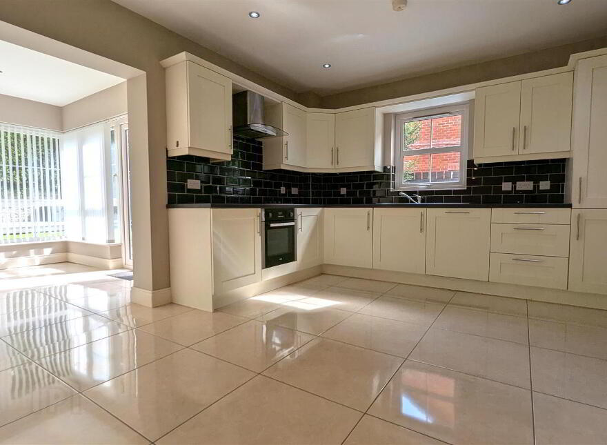 81 Bush Manor, Antrim, BT41 2WG