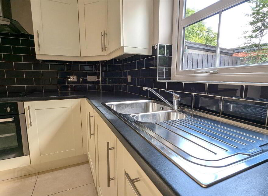 81 Bush Manor, Antrim, BT41 2WG