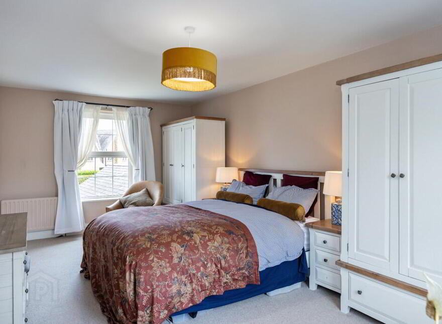 5 Governors Gate Crescent, Hillsborough, BT26 6FG
