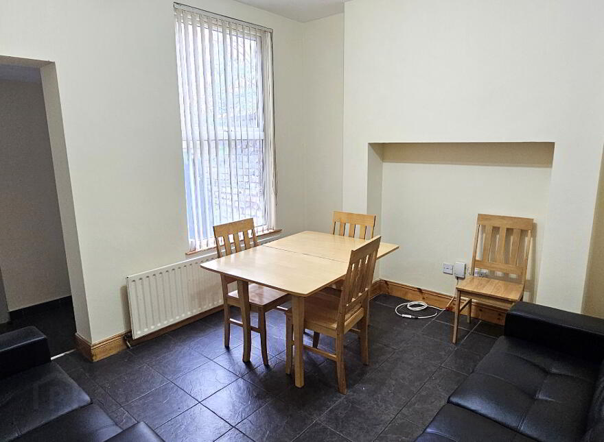 16 Eblana Street, Belfast, BT7 1LD