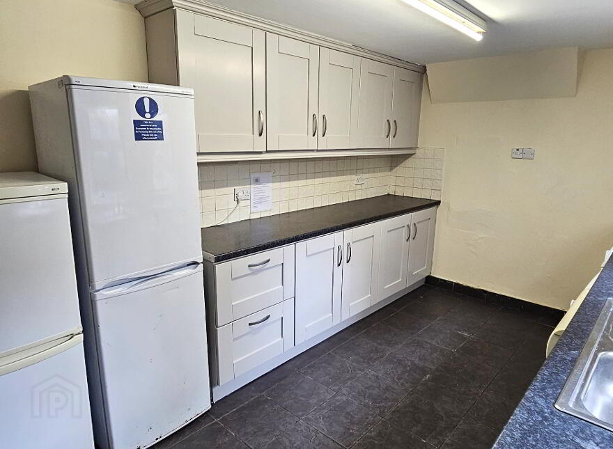 16 Eblana Street, Belfast, BT7 1LD