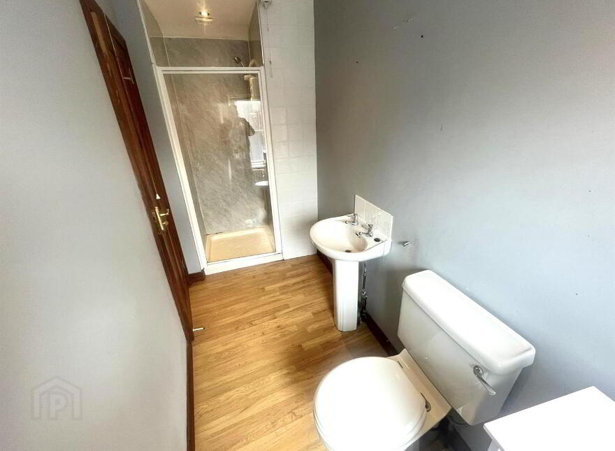 62 Loopland Gardens, Belfast, BT6 9ED