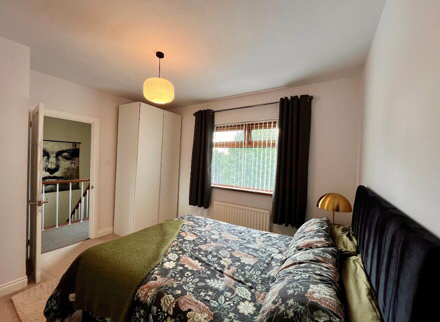 94 Gilford Road, Lurgan, BT66 7EB
