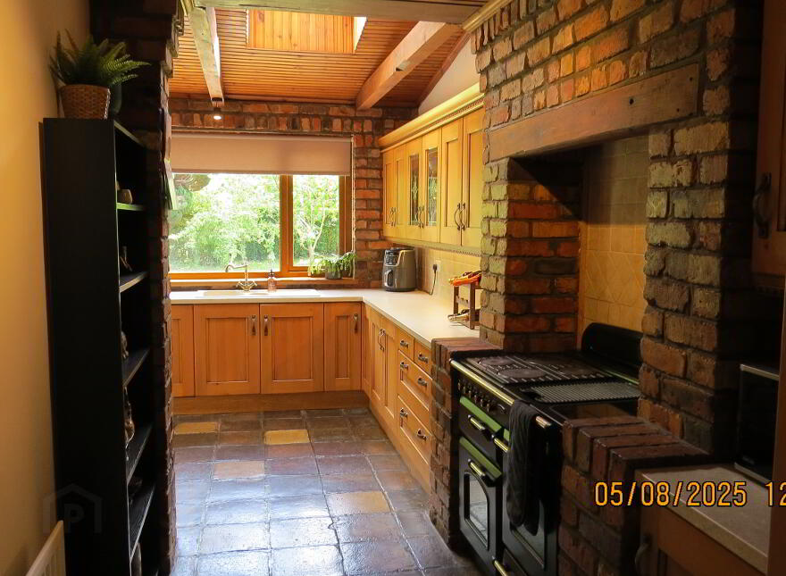 94 Gilford Road, Lurgan, BT66 7EB