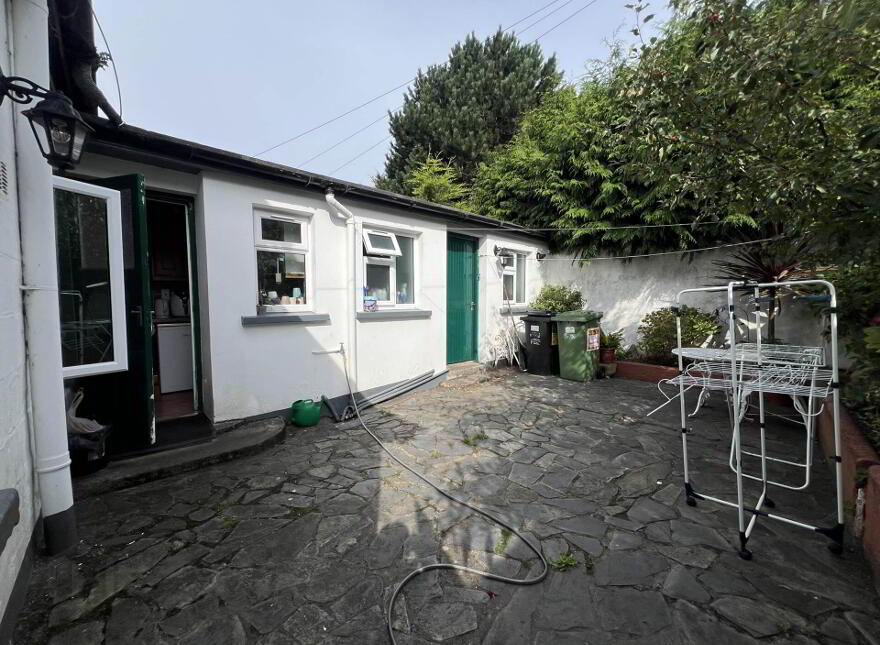 14 Davis Row, Clonmel, E91Y7F1