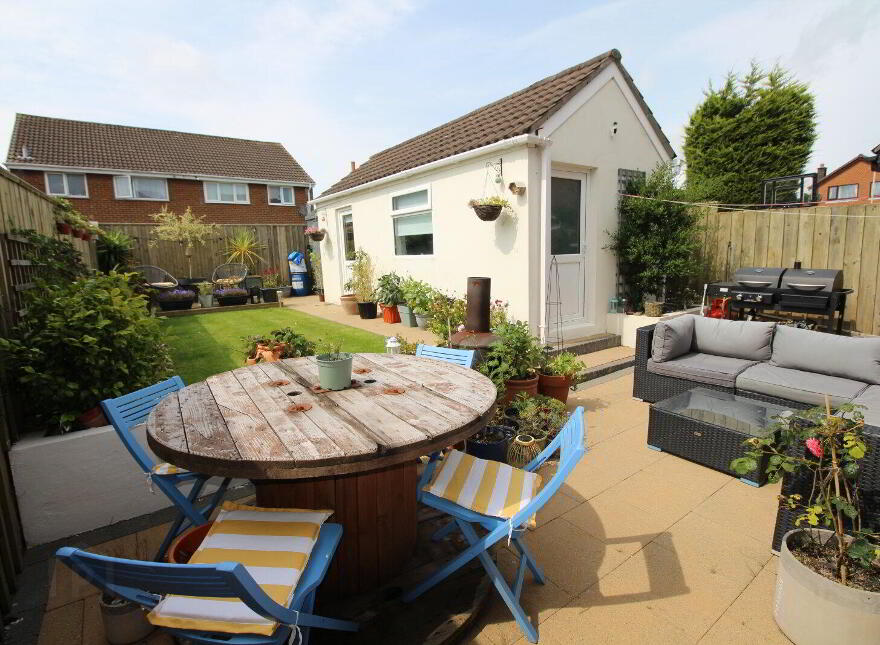 2 Windermere Avenue, Carrickfergus, BT38 7JS