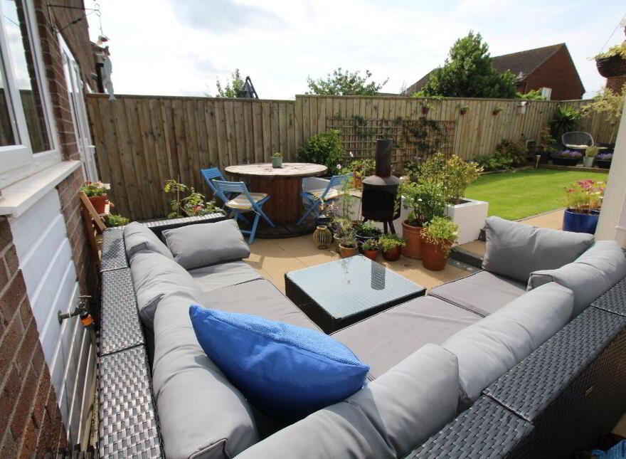 2 Windermere Avenue, Carrickfergus, BT38 7JS