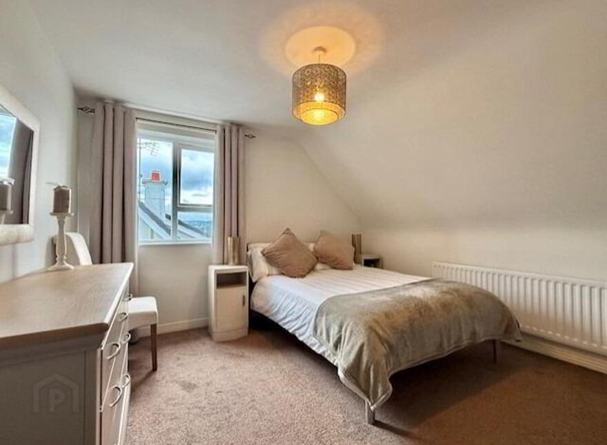 85 Glenmore Park, Derry, BT47 2JY