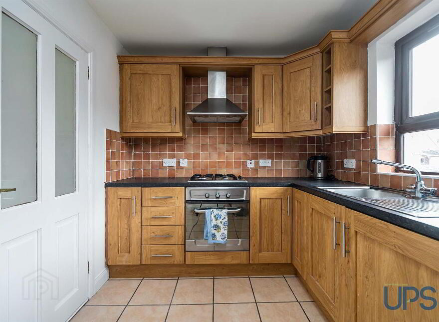Apt 37, Navan Green, Andersonstown, Belfast, BT11 8JR