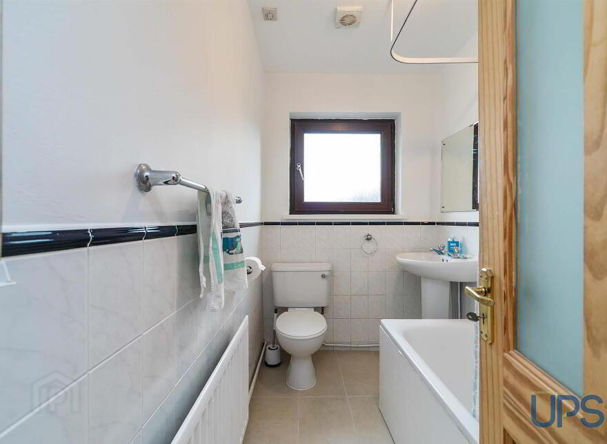 Apt 37, Navan Green, Andersonstown, Belfast, BT11 8JR