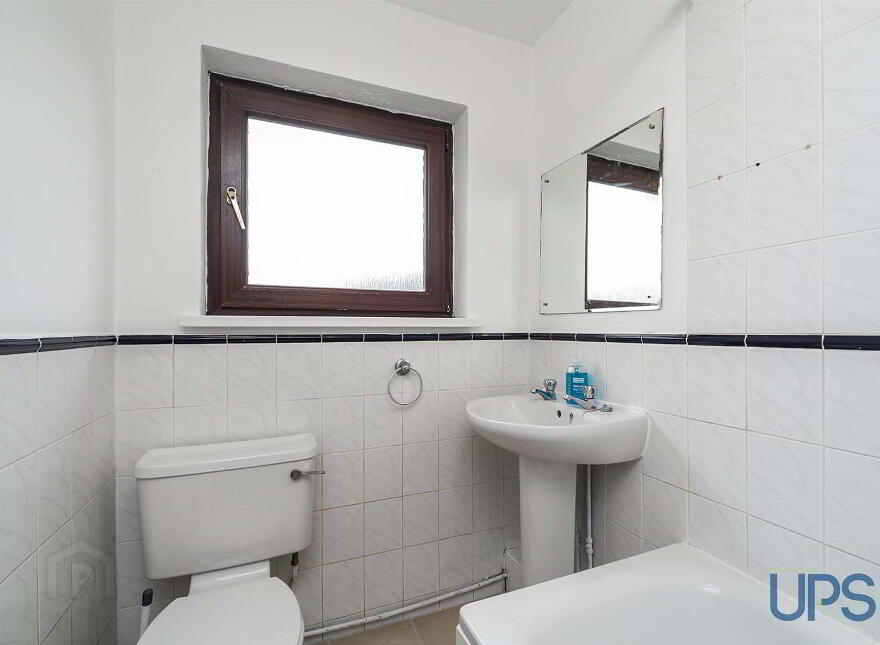 Apt 37, Navan Green, Andersonstown, Belfast, BT11 8JR