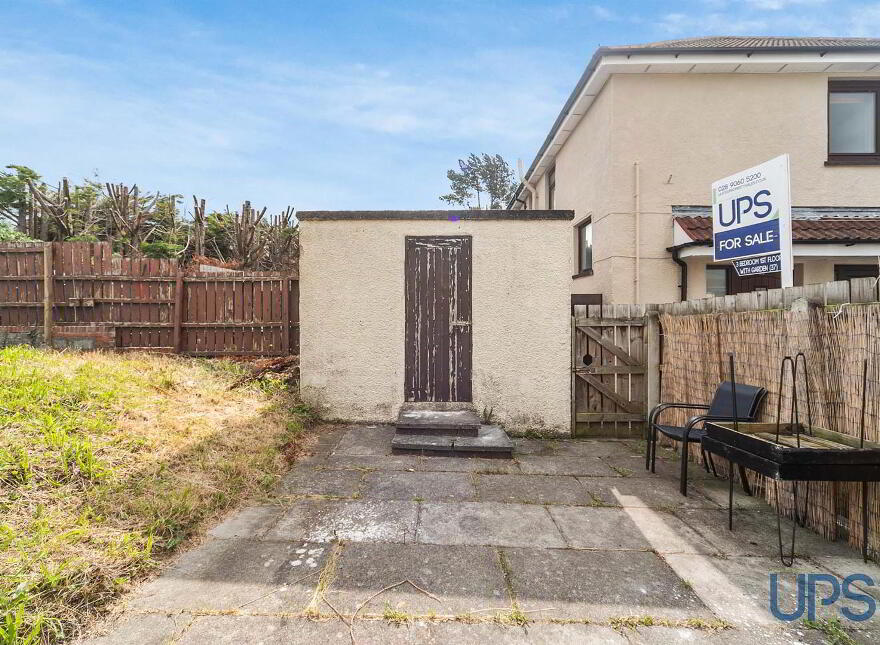 Apt 37, Navan Green, Andersonstown, Belfast, BT11 8JR
