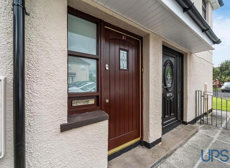 Apt 37, Navan Green, Andersonstown, Belfast, BT11 8JR