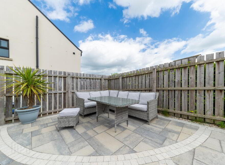 33 Castlegowan Place, Belfast, BT5 7WH