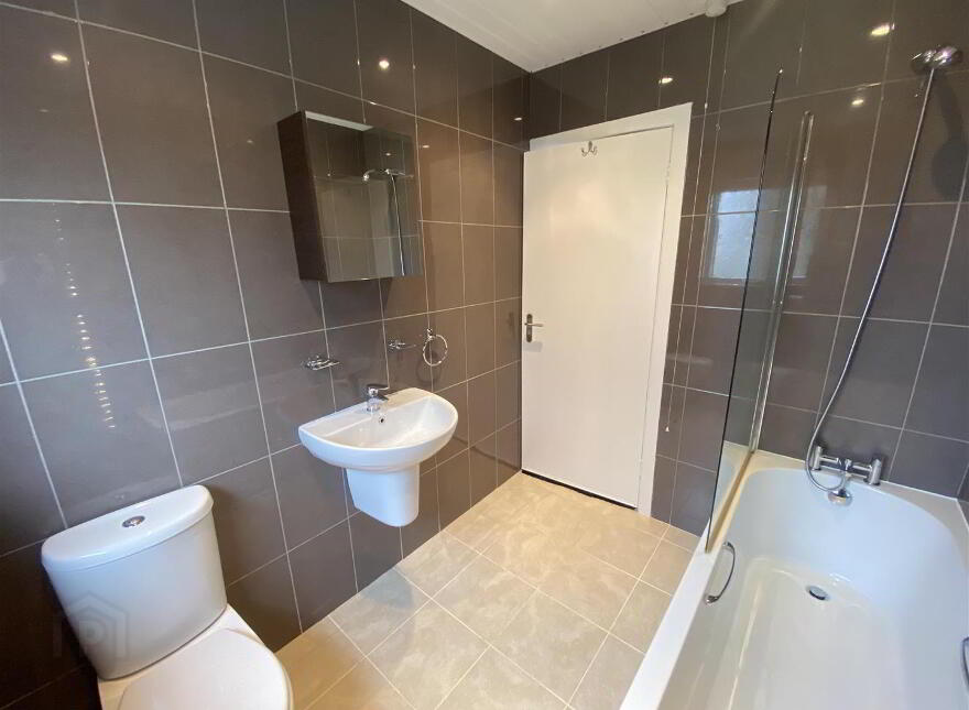 17 Richhill Park, Belfast, BT5 6HG