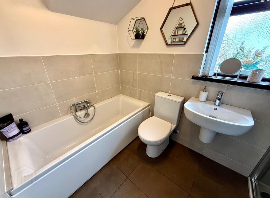 74 Kylemore Park, Derry, BT48 0RW