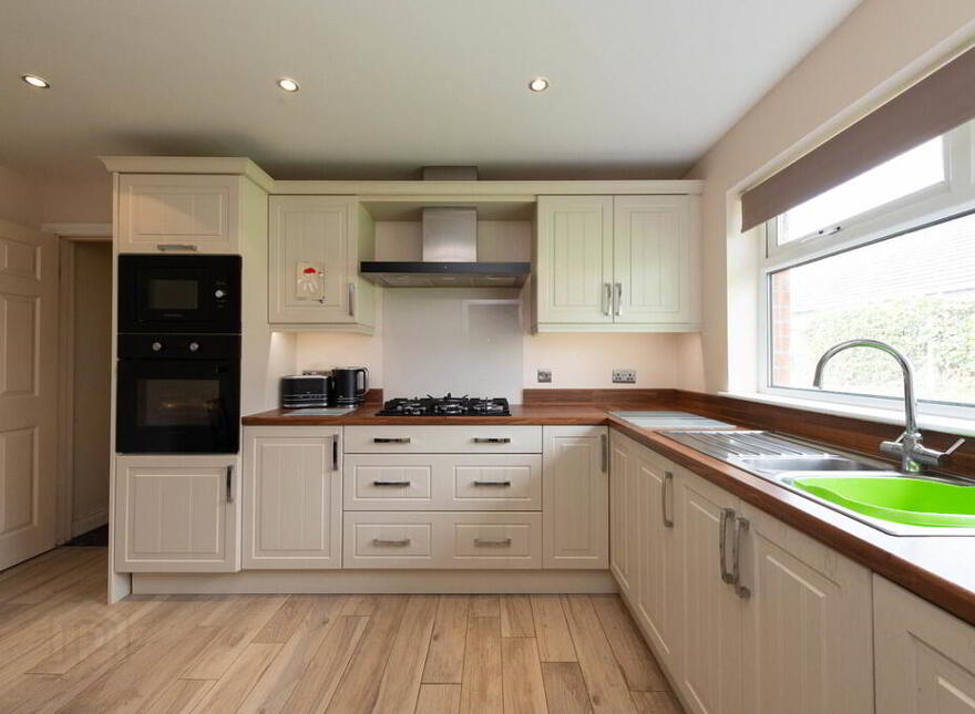 12 Gorman Close, Greenisland, Carrickfergus, BT38 8GA