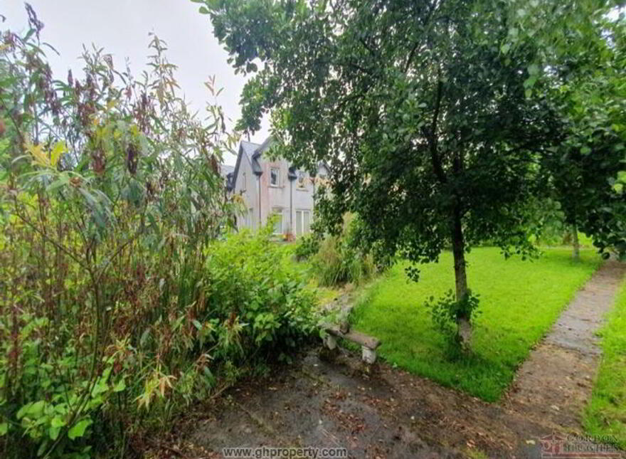 The Gateway, Drumkeeran, N41Y744