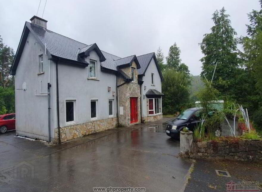 The Gateway, Drumkeeran, N41Y744