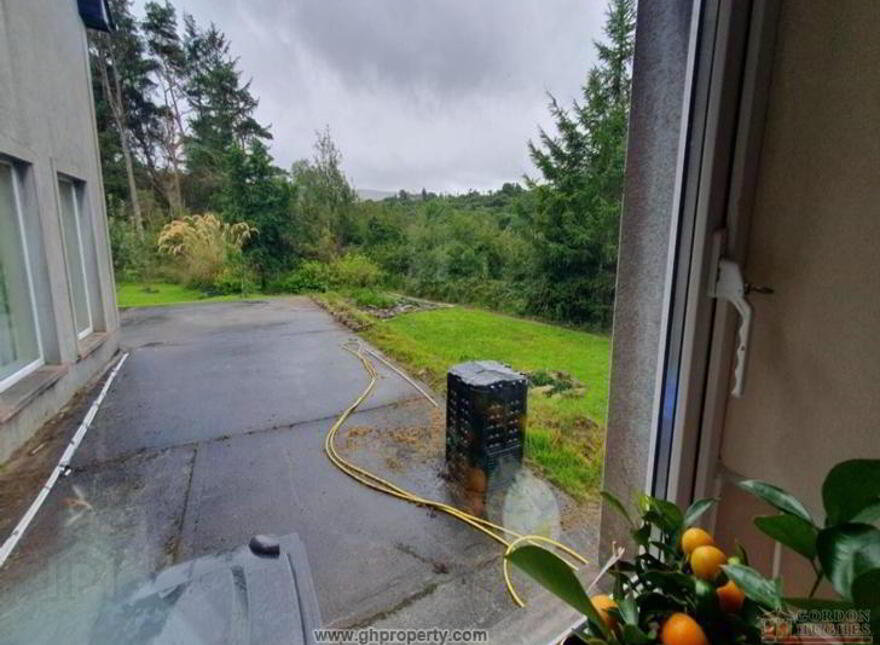 The Gateway, Drumkeeran, N41Y744