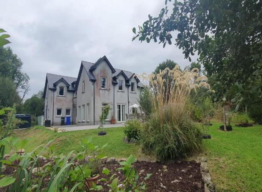 The Gateway, Drumkeeran, N41Y744