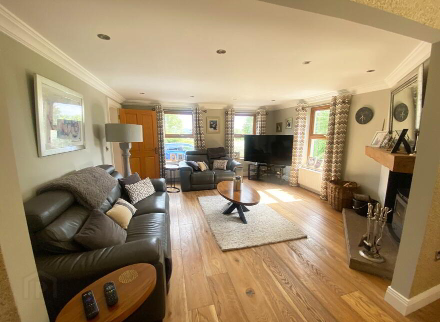 19 Glaskerbeg Road, Banbridge, BT32 5BX