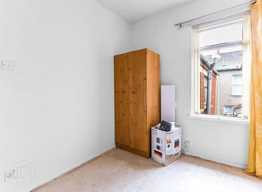 204 Spamount Street, Antrim Road, Belfast, BT15 2FF