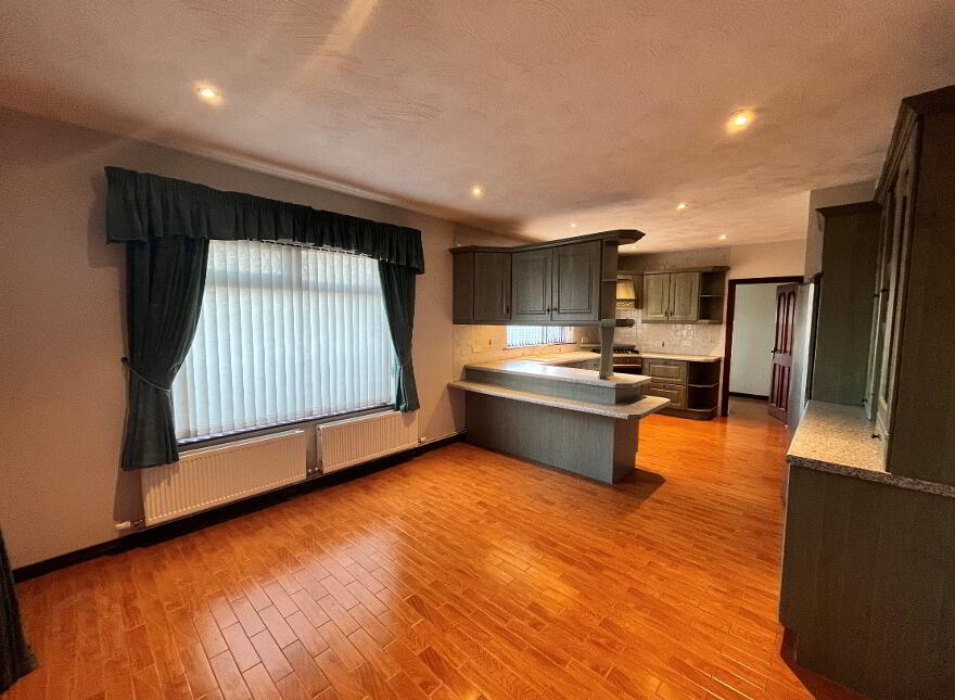82 Paisley Road, Carrickfergus, BT38 9AH