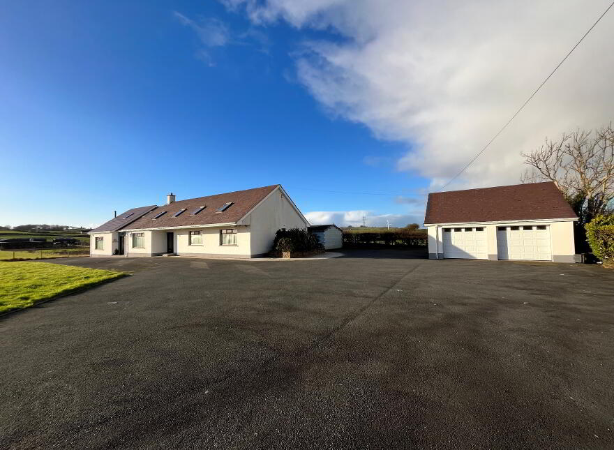 82 Paisley Road, Carrickfergus, BT38 9AH