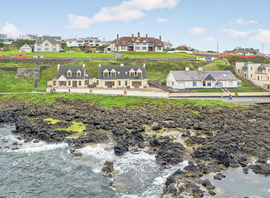 38 Strand Road, Portstewart, BT55 7LU