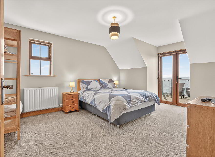 38 Strand Road, Portstewart, BT55 7LU
