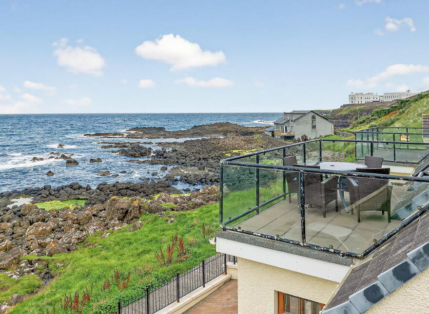38 Strand Road, Portstewart, BT55 7LU