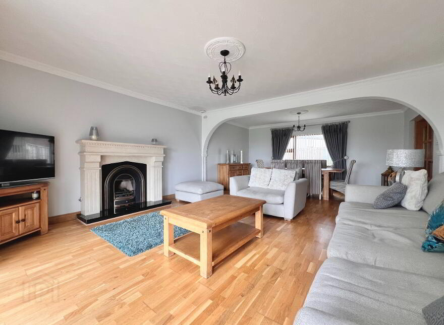 27 Carrydarragh Road, Moneymore, Magherafelt, BT45 7UF