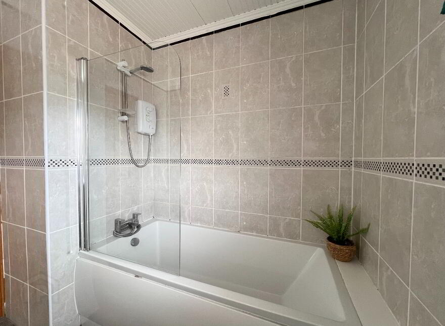 27 Carrydarragh Road, Moneymore, Magherafelt, BT45 7UF