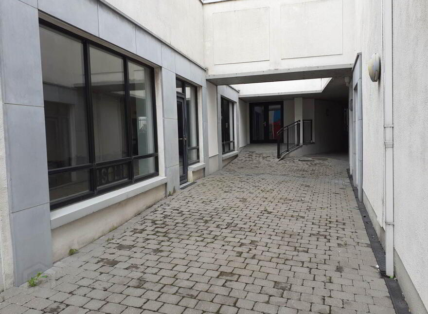 2 Irishtown Court, Athlone, N37K727
