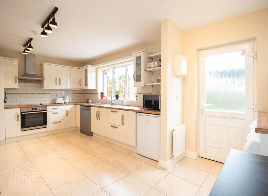 10 Eastboro, Kingscourt Road, Bailieborough, A82E3T7