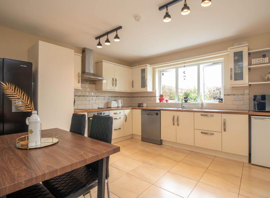 10 Eastboro, Kingscourt Road, Bailieborough, A82E3T7