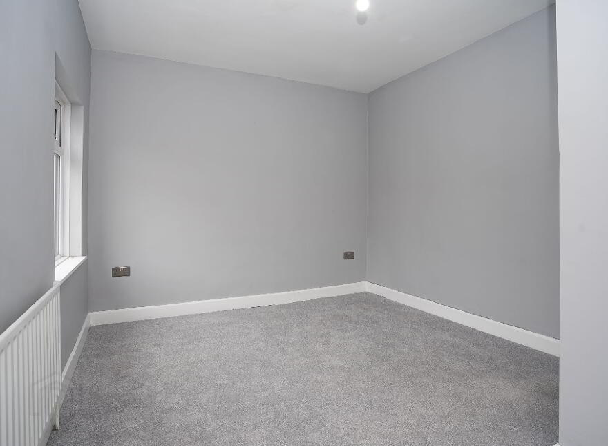 10 Ava Park, Belfast, BT7 3BX