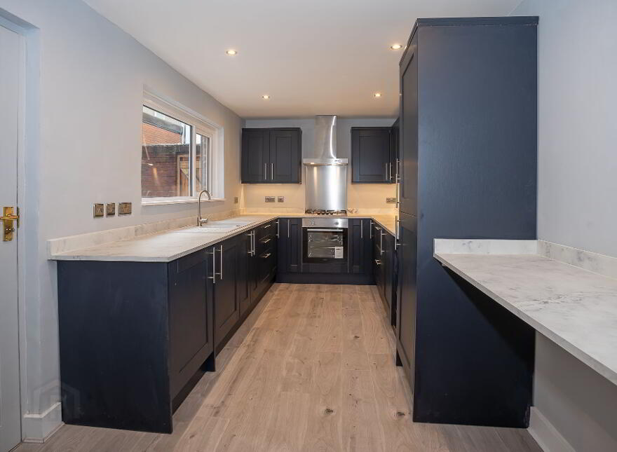10 Ava Park, Belfast, BT7 3BX