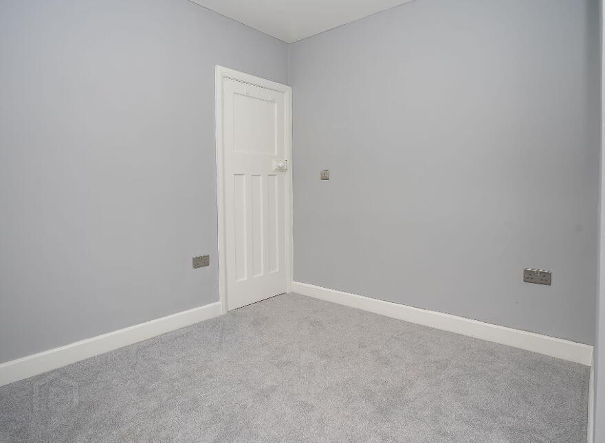 10 Ava Park, Belfast, BT7 3BX