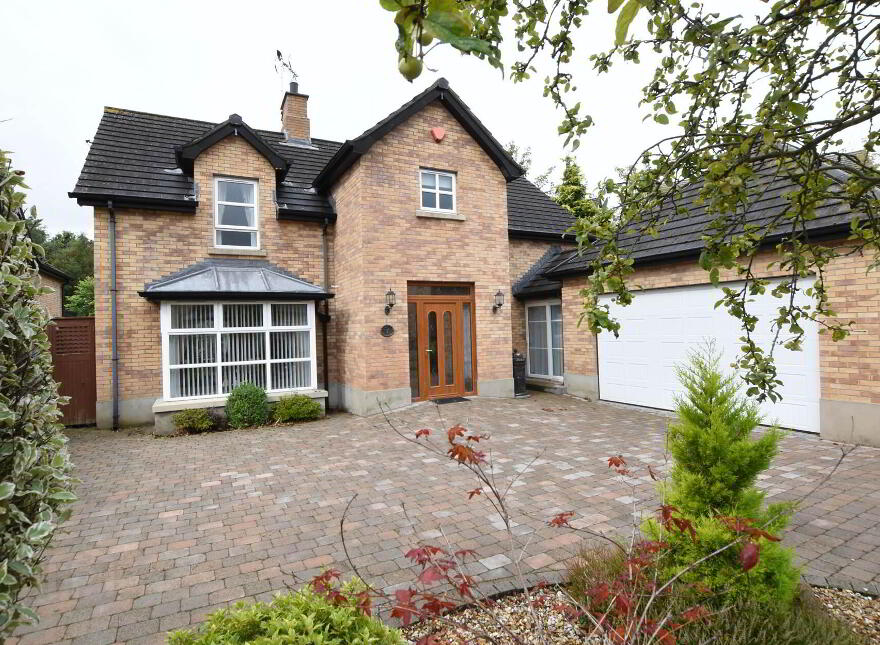 1 Lakeview Manor, Newtownards, BT23 4US photo