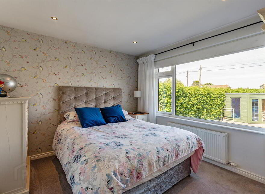 76a Warren Road, Donaghadee, BT21 0PD