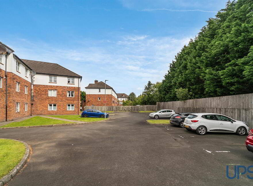 Apt 11, 15 St. Annes Road, Blacks Road, Belfast, BT10 0PQ