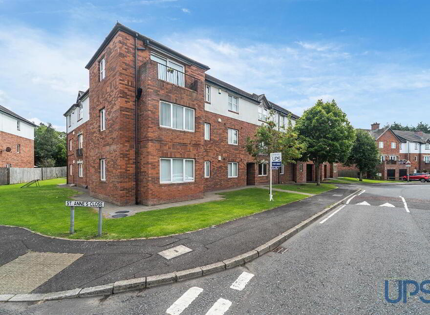 Apt 11, 15 St. Annes Road, Blacks Road, Belfast, BT10 0PQ