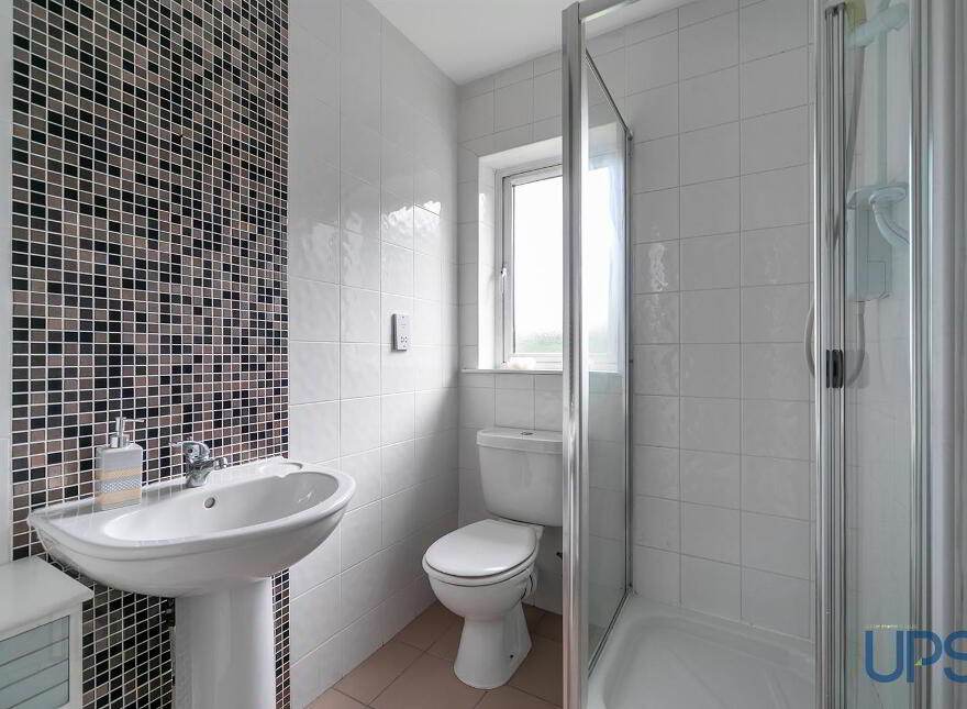 Apt 11, 15 St. Annes Road, Blacks Road, Belfast, BT10 0PQ