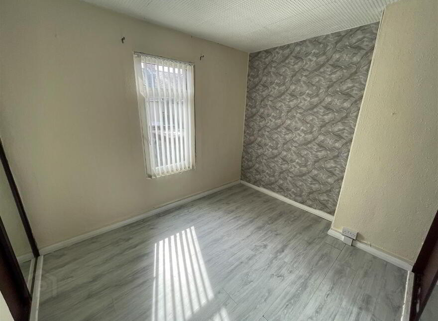 7 Harrogate Street, Belfast, BT12 7AT