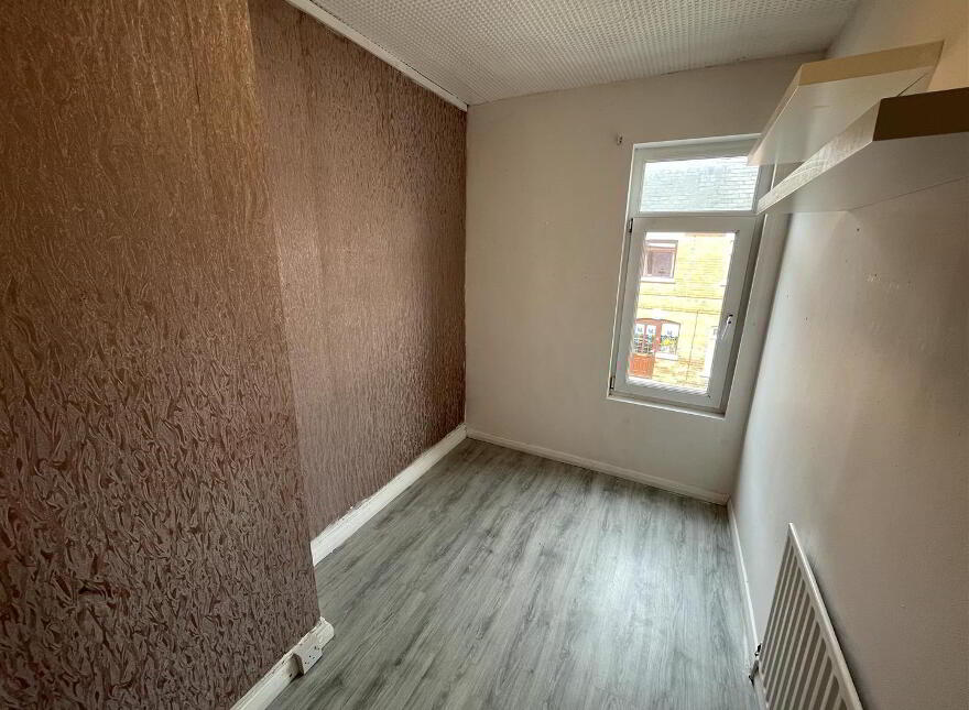 7 Harrogate Street, Belfast, BT12 7AT