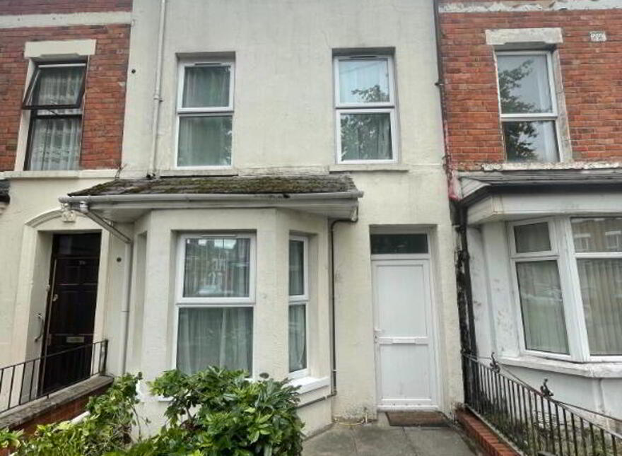 22 Rugby Avenue, Belfast, BT7 1RG photo