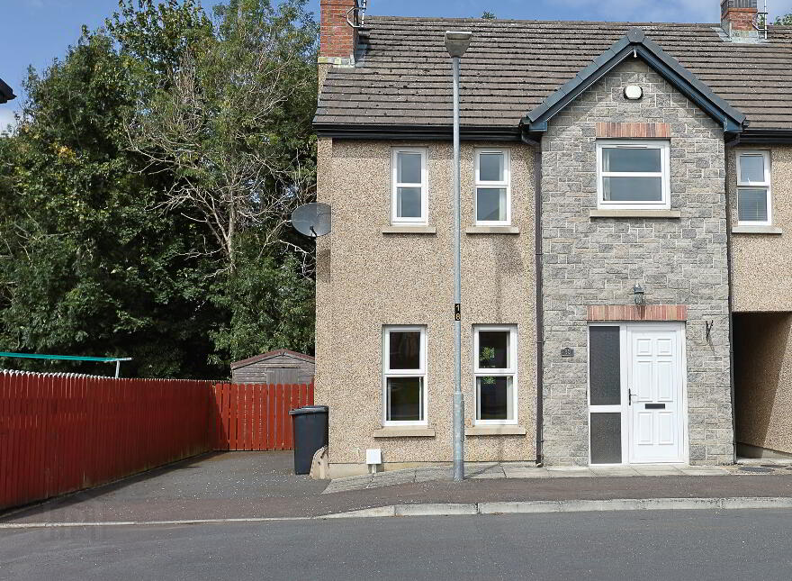30 Bachelors Close, Portadown, Craigavon, BT63 5FZ