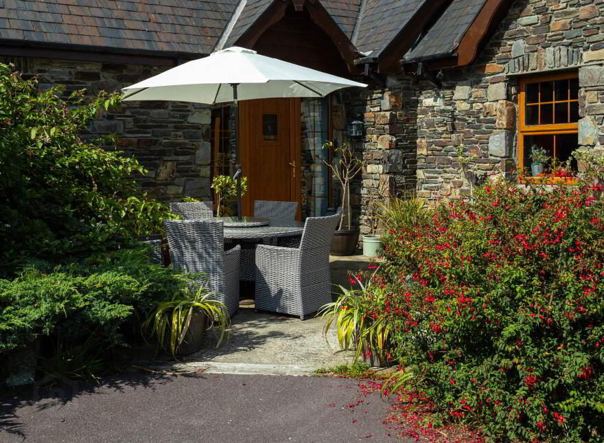 Drombeg, Glandore, P81YD91